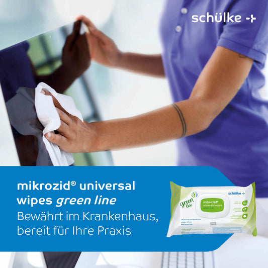 Auf diesem Bild, das für die „mikrozid® universal wipes green line Desinfektionstücher“ der Schülke & Mayr GmbH wirbt, reinigt jemand mit einem weißen Tuch einen Computerbildschirm. Im Vordergrund ist die Packung mit 114 Tüchern für die Krankenhausdesinfektion und die alkoholarme Schnelldesinfektion zu sehen.