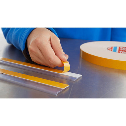 tesafix 4957 PE-Schaumstoffklebeband, weiß – Anwendung