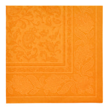 Die Servietten "ROYAL Collection" 1/4-Falz 40x40 cm der PAPSTAR GmbH 20 Servietten in Orange haben eine geprägte Blumen- und Blätterbordüre mit dezentem Wirbeldesign in der Mitte - ideal für eine elegante Tischdekoration.