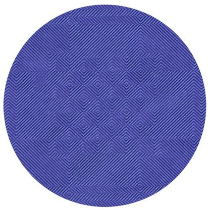 Das Papiertischtuch mit Damastprägung (50 m x 1 m) der PAPSTAR GmbH ist eine runde, violette Tischdecke mit einem geometrischen Muster aus diagonalen Linien und Rautenformen, die einen strukturierten, optischen Täuschungseffekt erzeugen.