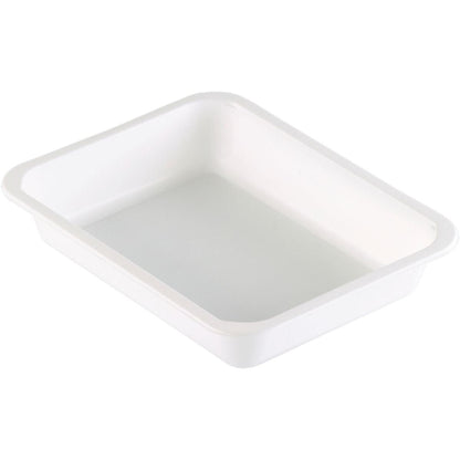 The PP bowl Caterline 1 White PP 227x178 from Duni GmbH is a rectangular, white container with slightly rounded corners and raised edges, ideal for catering needs, depicted on a white background.