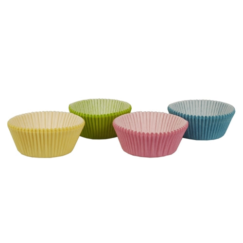 Four colorful PAPSTAR 60 baking cups (Ø 5 cm × 2.5 cm) from PAPSTAR GmbH in yellow, green, pink, and blue are arranged in a row. Made from fluted paper, they are perfect for muffins or cupcakes against a white background.