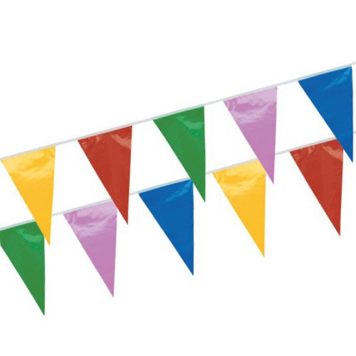 The weatherproof foil pennant chain of PAPSTAR GmbH is a chain of colorful triangular pennants in white, yellow, red, green, purple, and blue. Weatherproof and ideal for outdoor events, it lends a vibrant charm to any occasion.