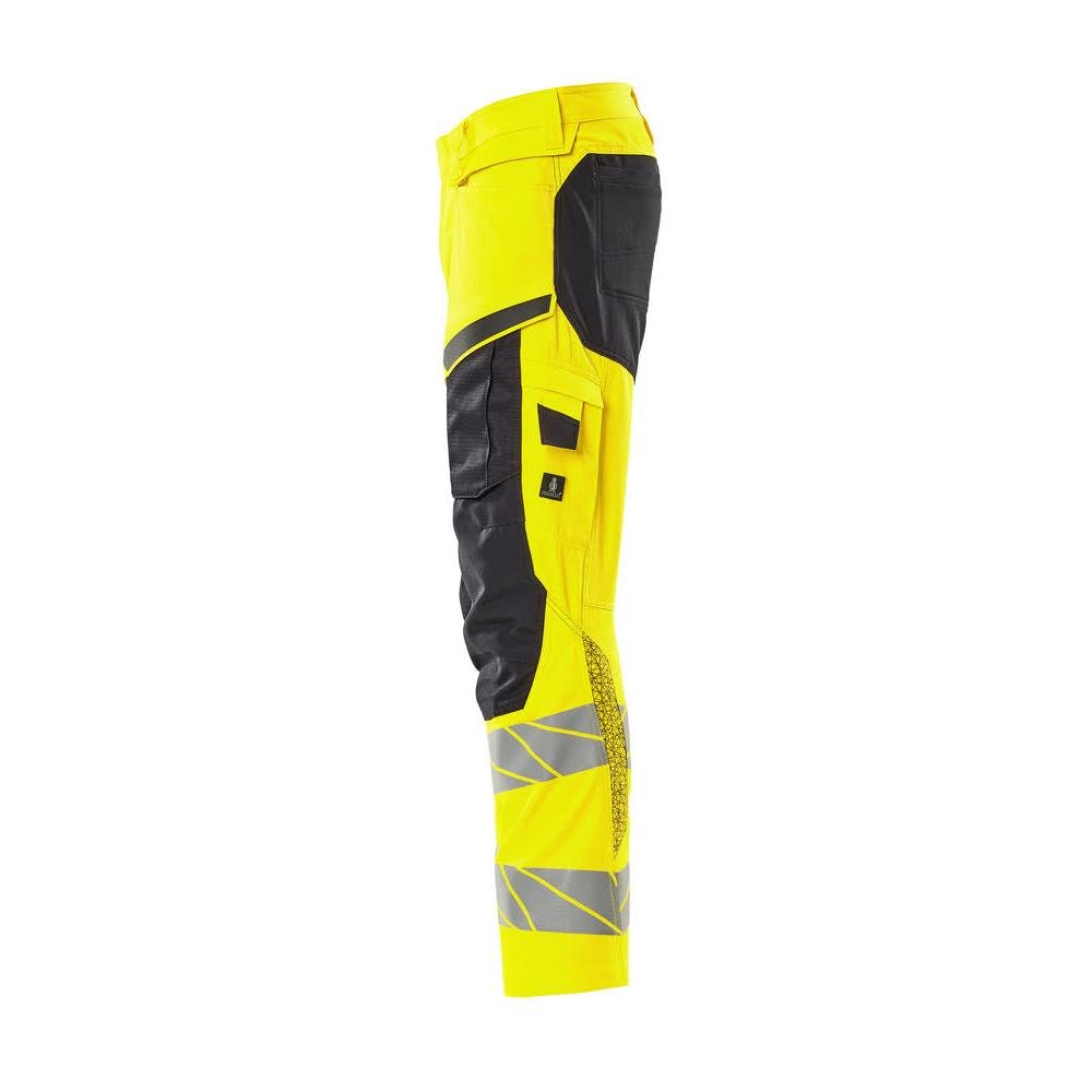 Pants with knee pockets, stretch inserts pants
