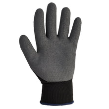 Ein einzelner grauer und schwarzer KleenGuard® G40 latexbeschichteter Handschuh von Kimberly-Clark GmbH, handspezifisch mit strukturiertem Profil und geripptem Bündchen, wird mit der Handfläche nach vorne auf weißem Hintergrund gezeigt.
