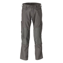 Trousers with knee pockets