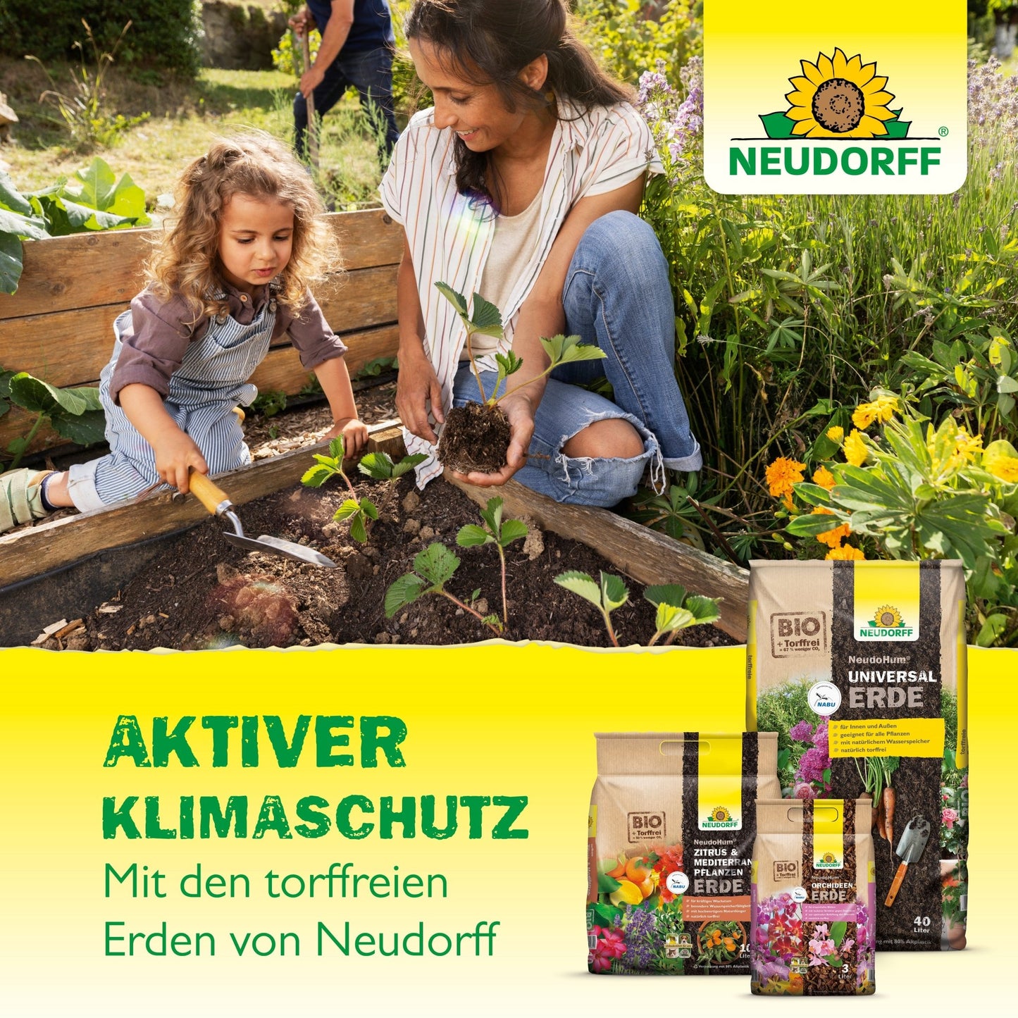 A woman and a young girl are planting seedlings in a garden with NeudoHum Berry Fruit Soil from Neudorff Shop nearby. The image shows the Neudorff logo and a German text promoting peat-free, climate-friendly soil for growing balcony and berry fruit.
