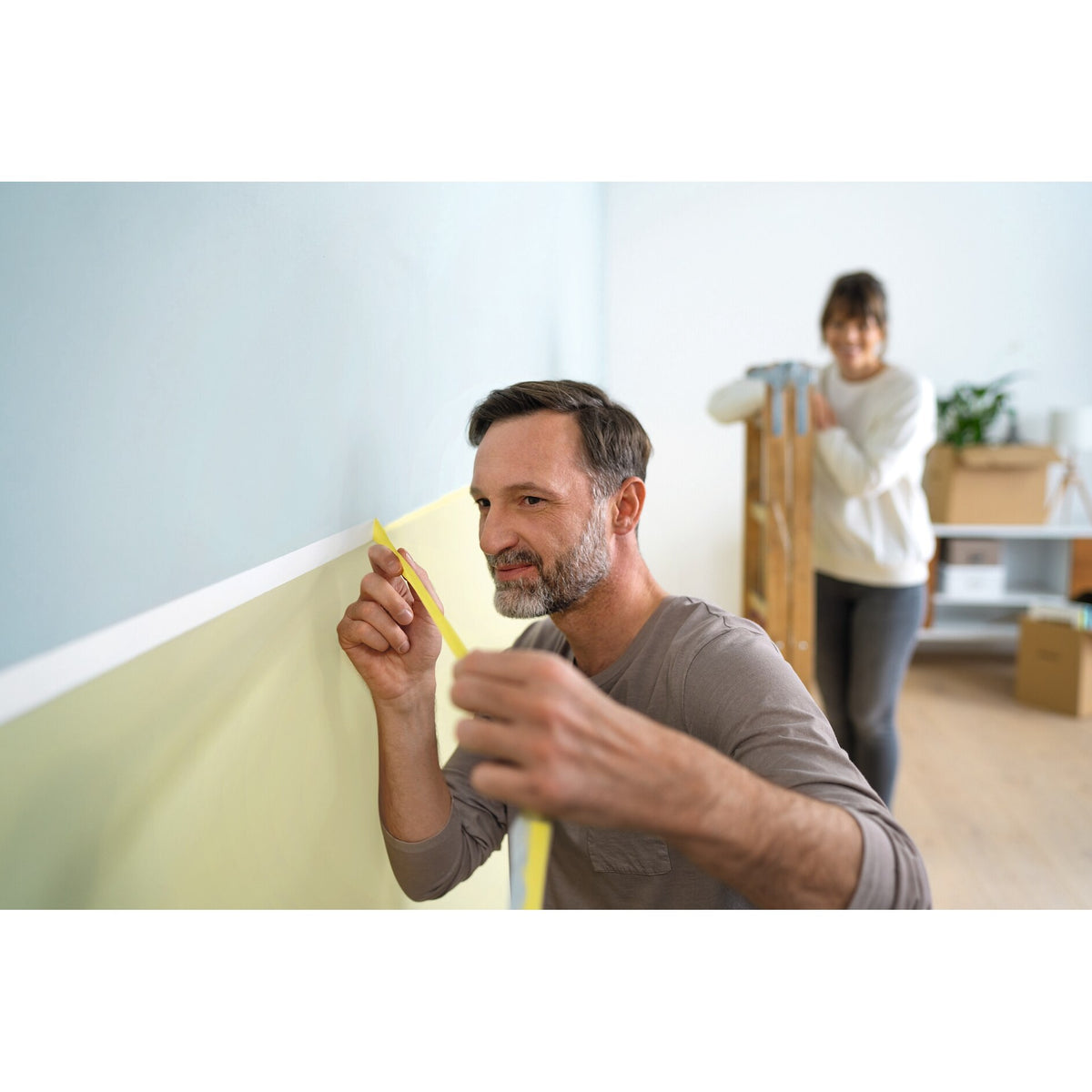 tesa Professional Painter's Tape, Yellow – Application