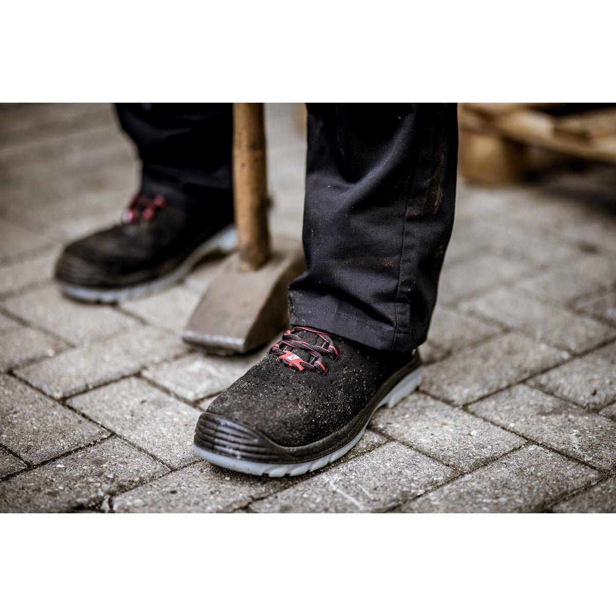 NITRAS MICRO STEP MID, S1 P safety boots, mid-height, black