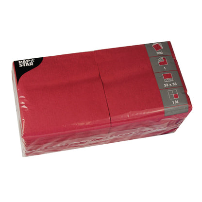 Pictured is a sealed plastic package PAPSTAR GmbH 500 napkins, 1-ply 1/4-fold, 33 x 33 cm, for use in the catering industry on a white background.
