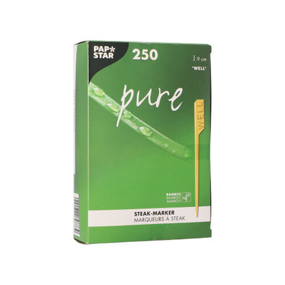A green box from PAPSTAR GmbH with the inscription "PAPSTAR 250 steak markers 9 cm" contains 250 bamboo steak markers. The packaging shows a marker with the inscription "WELL" and includes English and French text – ideal for restaurant kitchens.