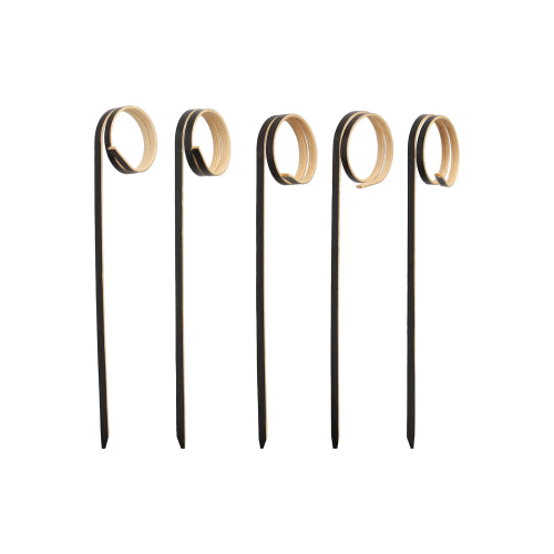 Five PAPSTAR 100 Fingerfood - Picks from PAPSTAR GmbH, each with a wavy spiral, are arranged vertically on a white background - ideal for stylishly serving finger food at parties.