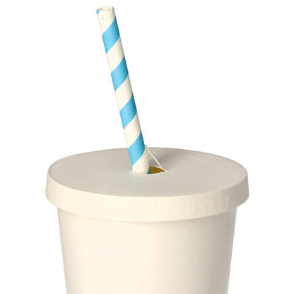 A white PAPSTAR lid for drinking cups (Ø 9 cm, cardboard | foil, 50 pieces) from PAPSTAR GmbH covers a white paper cup with a blue-white striped straw in the opening. Background: solid white.