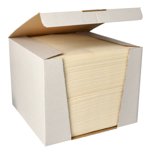 In an opened large box, there is a neatly stacked bundle of PAPSTAR 100 napkins "ROYAL Collection" 1/4-fold, 40 cm x 40 cm, from PAPSTAR GmbH.