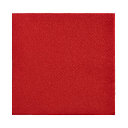 A 150 napkins "DAILY Collection" (1/4-fold, 32x32 cm) by PAPSTAR GmbH is depicted in solid red on a white base and is made of high-quality paper without visible patterns or designs.