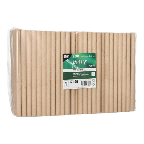 A clear package with 200 PAPSTAR bubble tea straws "pure" (12 mm x 20 cm, brown, environmentally friendly) from PAPSTAR GmbH, packaged in foil with a green and white label with product information and eco-symbols. Brown straws stand neatly inside.