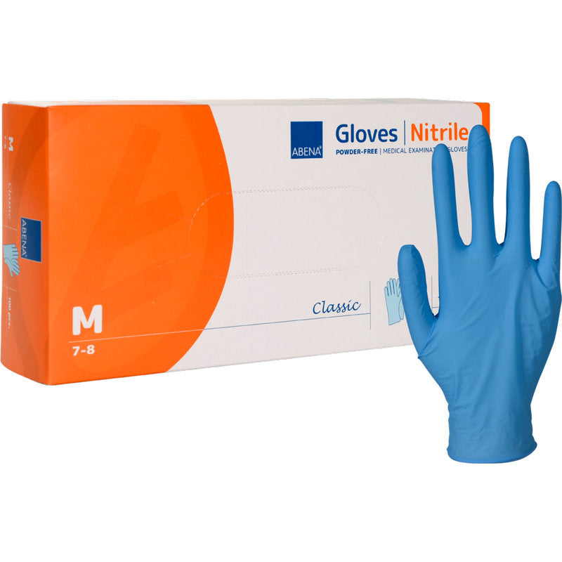 Eine Packung Nitril-Handschuhe, Classic, puderfrei, blau von Abena Re-Seller GmbH (Größe Medium). Ein Handschuh steht aufrecht neben der weiß-orangen Box mit Produktinformationen.
