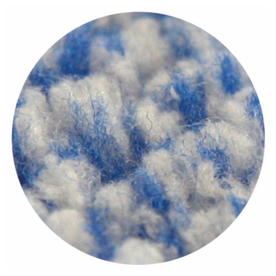 Circular close-up of the Arcora Round Pad Micro-Blue 17'' fibers from Arcora International GmbH, highlighting their fluffy structure and binding - ideal for intermediate cleaning on textile floor coverings with bonnet system (8 pieces/carton).