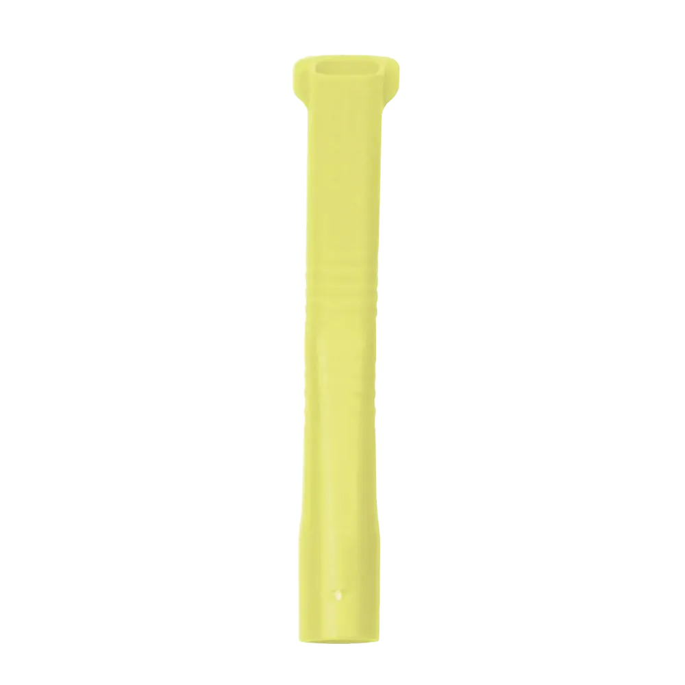 Against a flawlessly white background, a cap of the AMPri MED-COMFORT dental suction cannulas for adults in a yellow hue, made of plastic by AMPri Handelsgesellschaft mbH, stands.