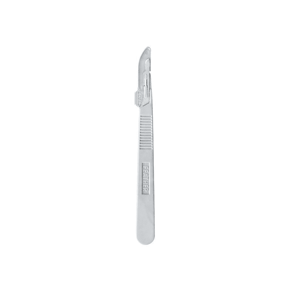 A Feather disposable scalpel from Servoprax GmbH, in various sizes and in a set of 20 pieces, isolated on a white background – ideal for precise cuts.