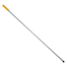 Der ALUSTIEL, 1400mm Außen ø 22mm, Wandstärke 1mm von Haug Bürsten KG ist ein Aluminiumstab mit silbernem Griff, gelbem Griff an einem Ende und schwarzer Kappe am anderen Ende, abgebildet auf weißem Hintergrund.