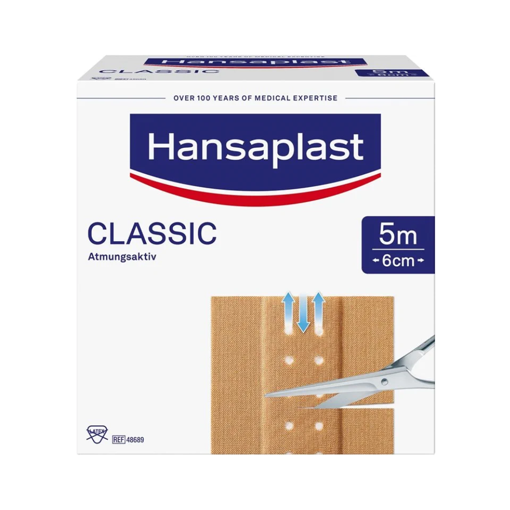 Box with Hansaplast Classic plasters from Beiersdorf AG with the logo and the image of a "customizable" breathable plaster next to a pair of scissors, emphasizing the medical competence of the product