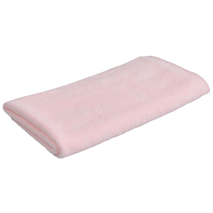 A folded light pink ENA Soft microfiber cloth from Abena Re-Seller GmbH (40x40 cm) with a soft, plush texture, perfect for cleaning or car care, on a plain white background.