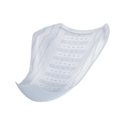 Close-up of a white TENA Men Active Fit Level 1 incontinence pad by Essity Germany GmbH, showing its textured surface with a discreet design. The incontinence pad has a contoured shape and features a hexagonal pattern with alternating horizontal patterns for optimal absorption within the secure absorption zone. The background is plain white.
