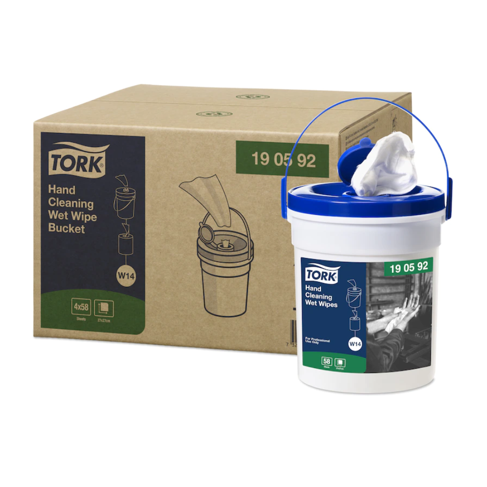 The image shows a white bucket of Tork 190592 moist hand cleaning wipes Premium W14 1-ply by TORK – Essity Professional Hygiene Germany GmbH with a blue lid and carrying handle. A wipe is visibly protruding from the top, ideal for hand cleaning without water. Behind it is a box with product details and illustrations emphasizing the professional quality.