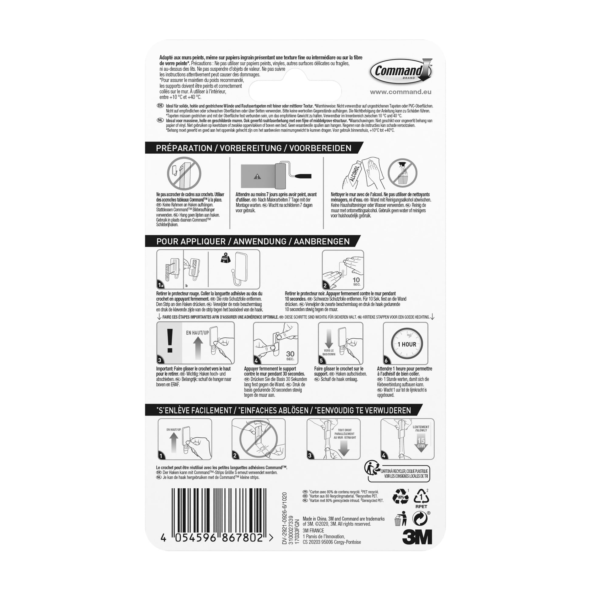 Rückseite einer Packung Kleiner Command™ Metallhaken (17033) von 3M Deutschland GmbH mit mehrsprachiger bebilderter Anleitung zur Vorbereitung, Anbringung und Entfernung der Streifen. Mit Barcode, QR-Code, Recycling-Symbolen und 3M Branding am unteren Rand.