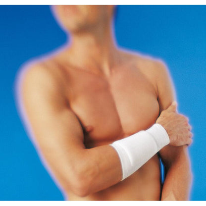 Tricodur Tubular, dauerelastische Schlauchbandage, weiß – im Einsatz