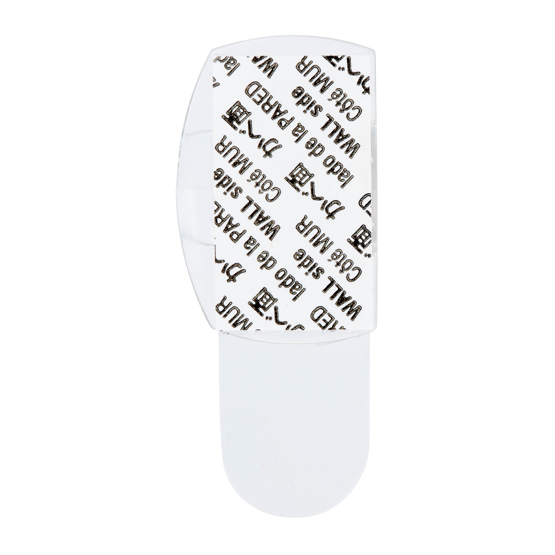 Ein 3M Command™ transparenter Clip für runde Kabel (17017CLR) mit teils abgezogenem Klebestreifen zeigt die Haftseite auf einer weißen, ovalen Verpackung.