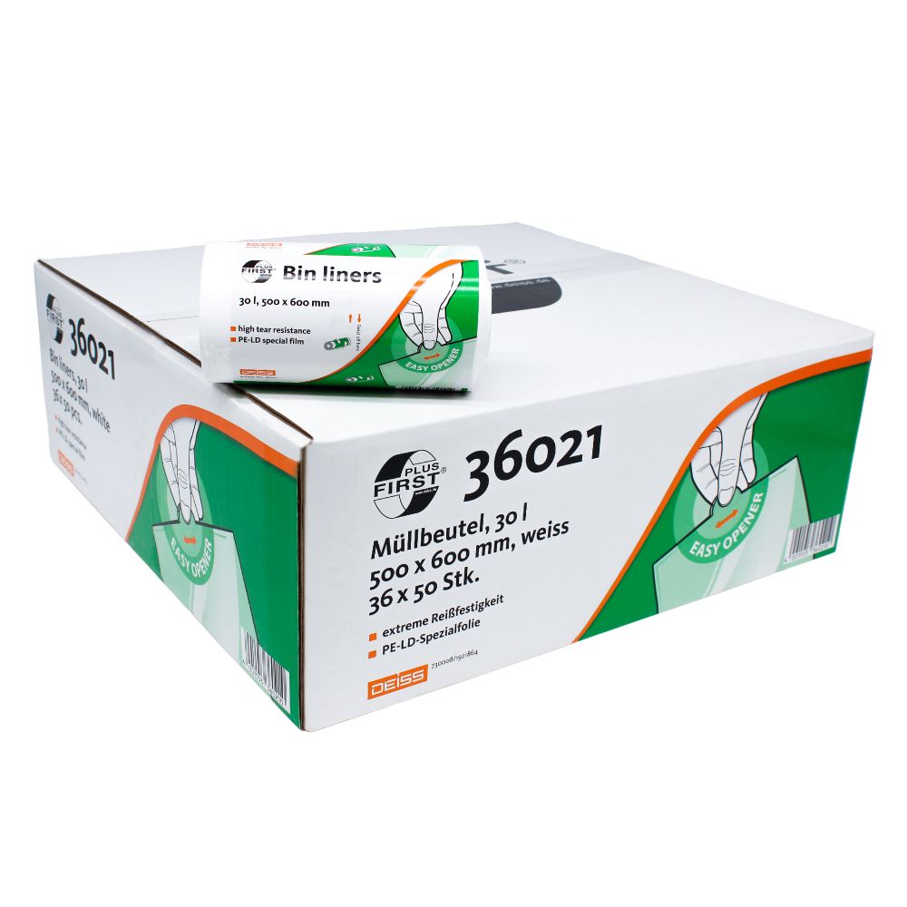 Eine Schachtel DEISS First Plus® Müllbeutel wird mit einer Beutelrolle obenauf ausgestellt. Die Verpackung gibt an, dass jeder Beutel 30 Liter fasst und 500 x 600 mm misst. Die Farbe der Beutel ist weiß. Die Schachtel hebt die Marke DEISS First Plus mit einem Easy Opener-Design hervor und trägt die Produktnummer 36021 mit grünem Branding der EMIL DEISS KG (GmbH + Co.).